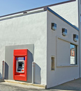Ein roter Geldautomat