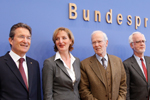Mitglieder des Deutschen Ethikrates vor der Bundespressekonferenz
