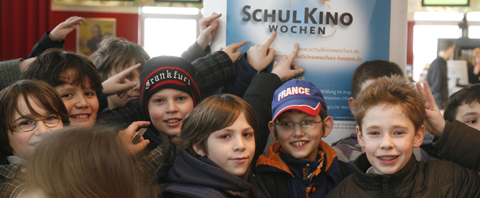 Schülerinnen und Schüler besuchen die SchulKinoWochen in Hessen    (© Uwe Dettmar)