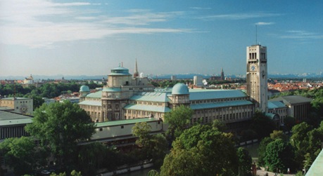 Luftaufnahme © Deutsches Museum von Meisterwerken der Naturwissenschaft und Technik Luftaufnahme © Deutsches Museum von Meisterwerken der Naturwissenschaft und Technik