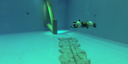 Unterwasserroboter macht eine Testfahrt