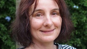 Portraitfoto von Andrea Schultheis