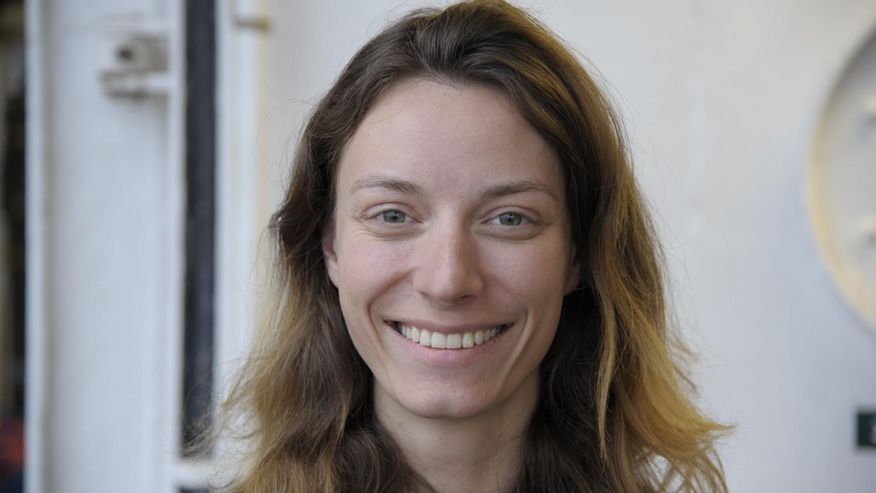 Porträtfoto von Dr. Miriam Römer vom Zentrum für Marine Umweltwissenschaften