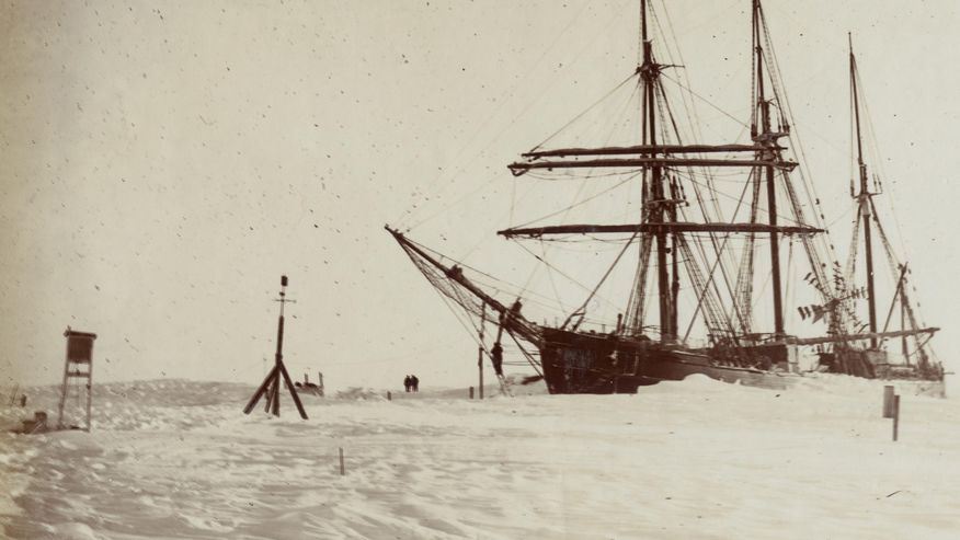 Historisches Foto des Polarforschungsschiffes „Gauß“