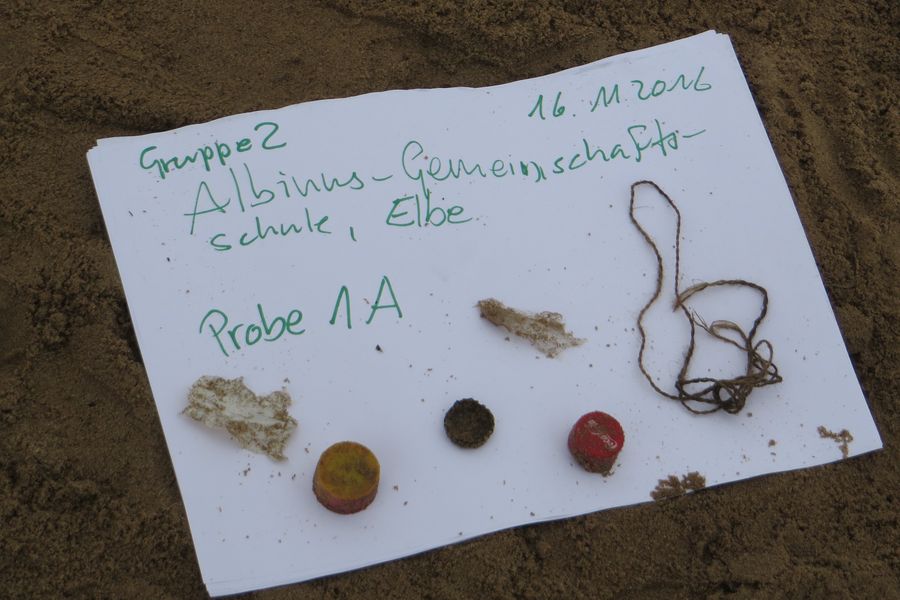 Fundbild der Gruppe Plastik Piraten