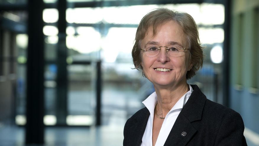 Portrait von Frau Prof. Dr. Karin Lochte, Direktorin des Alfred-Wegener-Instituts