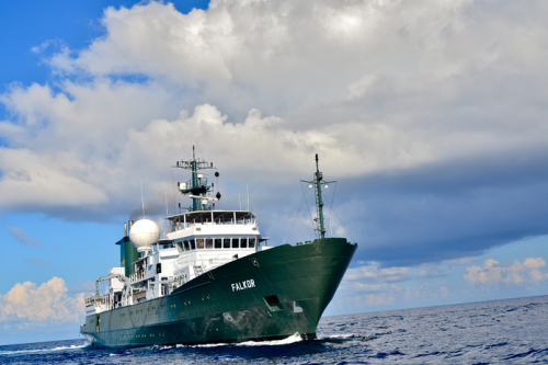 Vorschaubild zur Detailansicht der Veranstaltung: Meeresoberflächen – Wo sich Ozean und Atmosphäre treffen