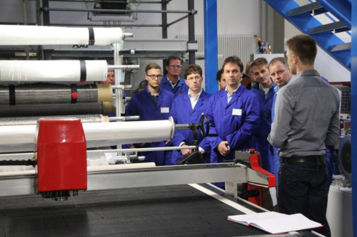 Vorschaubild zur Detailansicht der Veranstaltung: Leichtbau – Fertigungsprozesse für Hybridverbunde