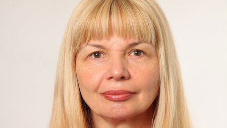 Portraitbild Dr. Carola Griehl