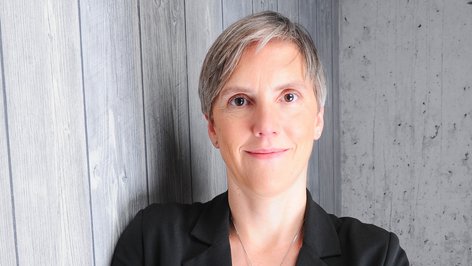 Portraitbild Dr. Kathrin Rübberdt