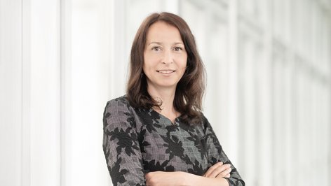 Portraitbild Dr. Simone Schopf