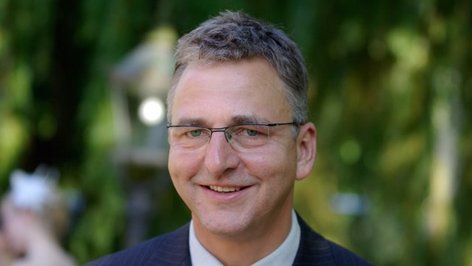 Portraitbild Prof. Dr. Uwe Bornscheuer