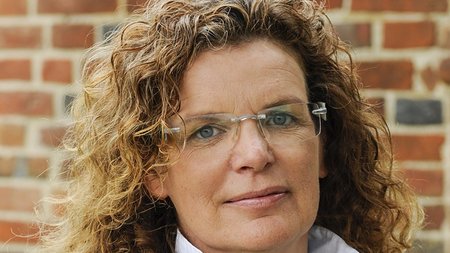 Portraitbild Dr. Gunhild Leckband