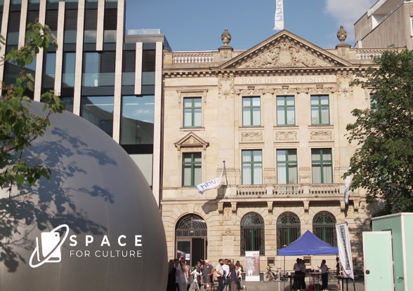 Außenansicht der Bürgeruniversitutät hhu.