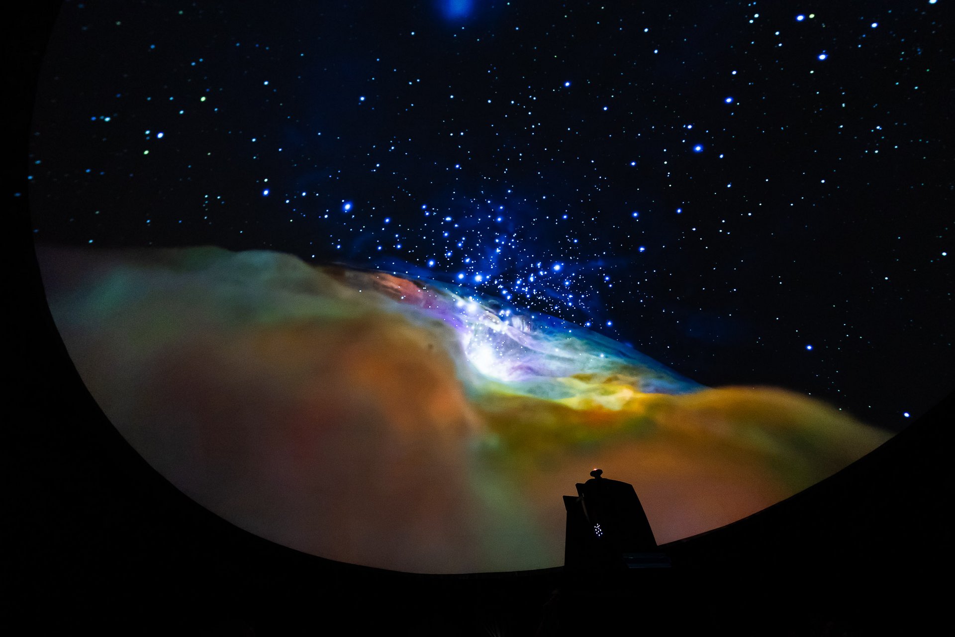 Aufnahme der Planetariumsshow in der Zeltkuppel