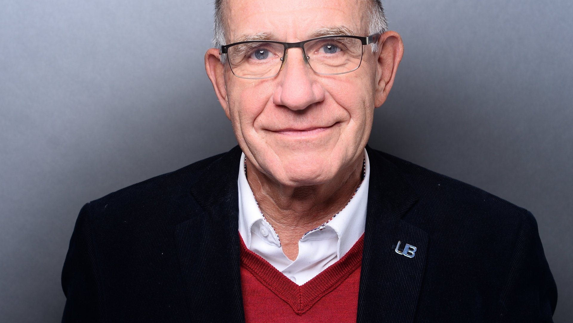 Porträtbild von Ulrich Bleyer.