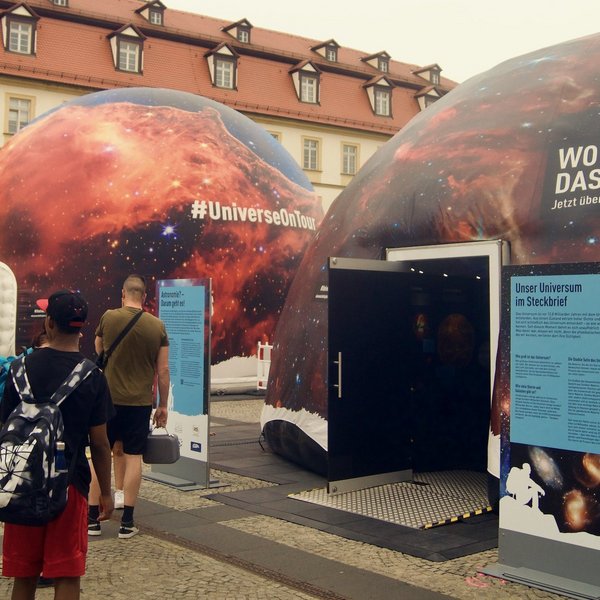 Foto der zwei Zeltkuppeln in Bamberg