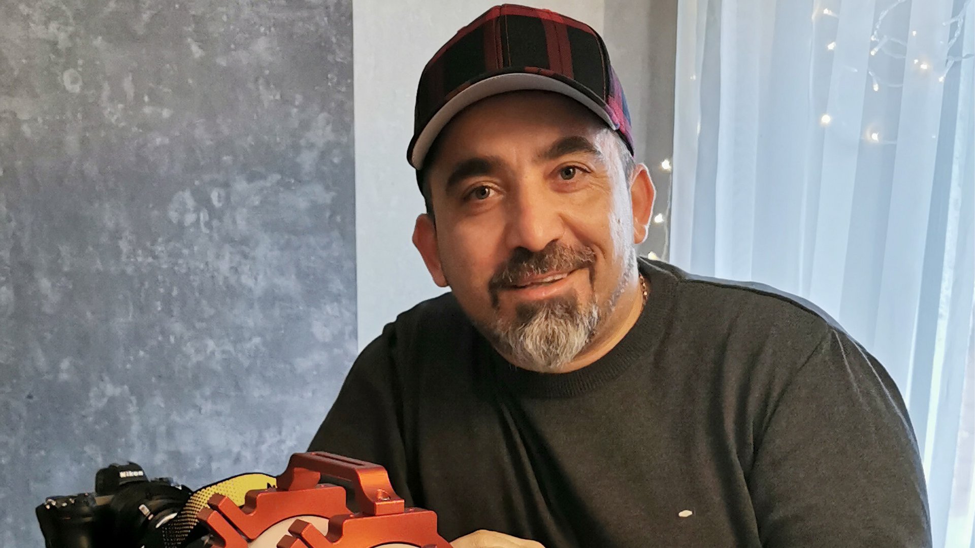 Ein Porträt von Astrofotograf Mehmet Ergün.