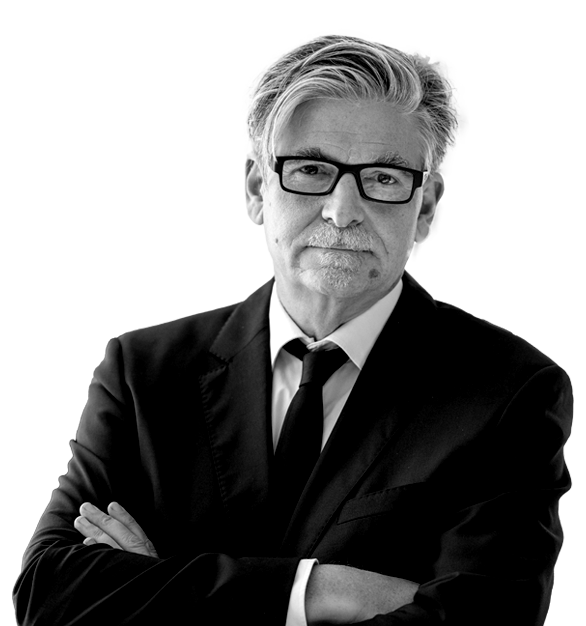 Portraitfoto von Prof. Dr. Jan-Werner Müller.