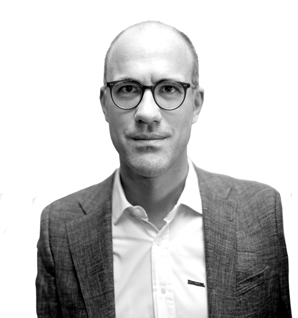 Portraitfoto von Prof. Manuel Hartung.