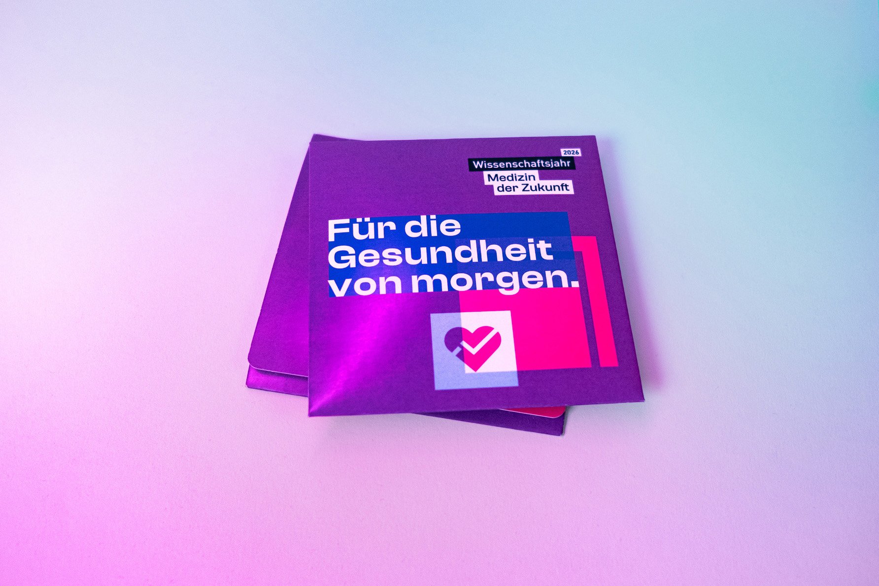 Pflastermäppchen mit der Aufschrift „Für die Gesundheit von morgen.“