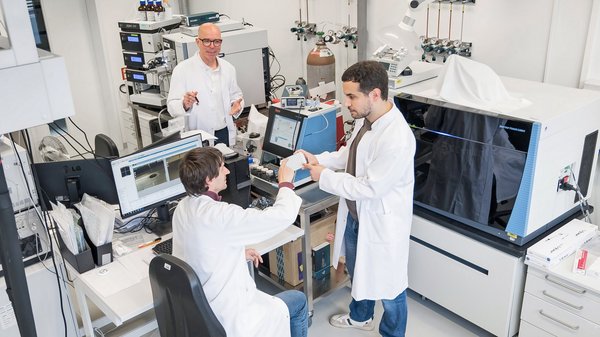 Prof. Otto, Neurologie, Labor, Forschung