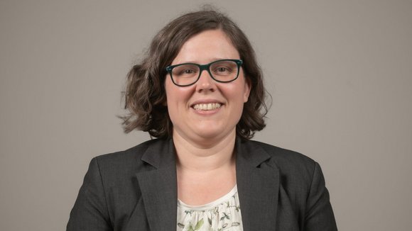 Porträtbild von Prof. Dr.-Ing. Julia Kowal