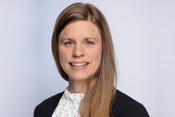 Porträtfoto von Prof. Dr. Stephanie Kullmann.