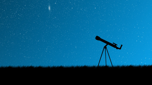 Ein Teleskop vor einem nächtlichen Sternenhimmel